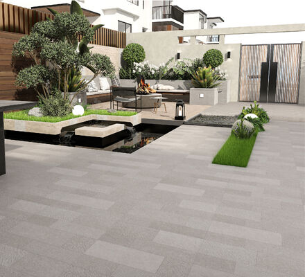 Buy Durable 600x600mm Light Gray Exterior Floor Ceramic Paving Tile Durable Tiles For Shopping Mall and Patio online manufacture